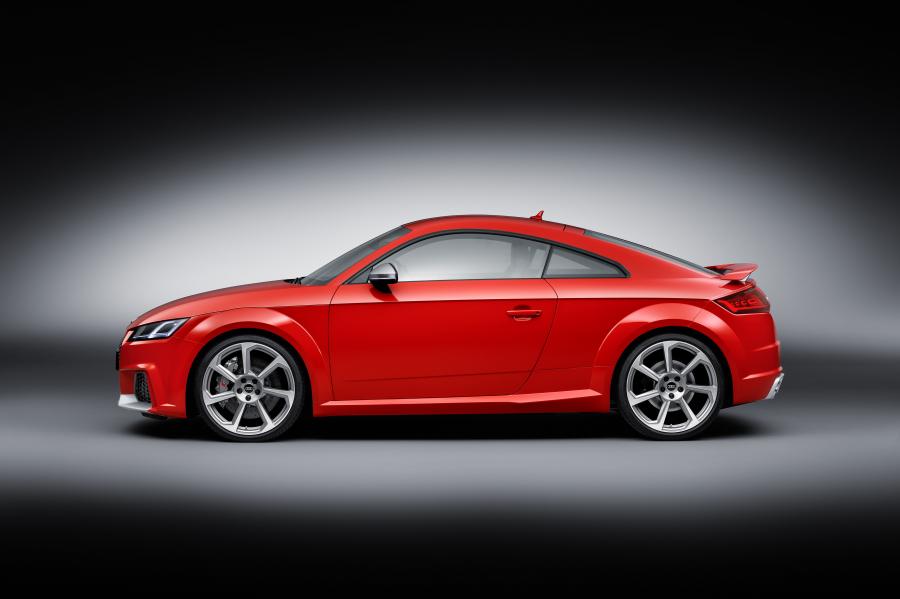  Audi TT RS Coupe (8S) 2016 года  (WW) (фото 39 из 57)